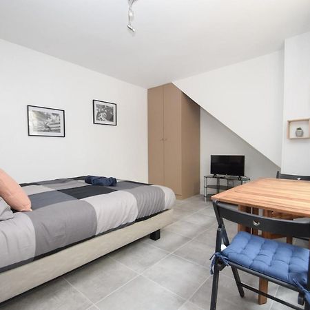 Top Studio Refait A Neuf Aux Porte De Paris Proche Rermetro 万塞讷 外观 照片