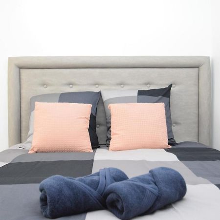 Top Studio Refait A Neuf Aux Porte De Paris Proche Rermetro 万塞讷 外观 照片